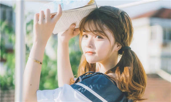 曲靖供卵代怀费用的具体情况，你了解吗？在当今社会，越来越多的不孕不育家庭寻求代怀生子的解决方案，尤其是供卵。这背后是一个庞大的需求链，每年都有大量夫妻因卵巢早衰、反复流产等问题，无法自然怀孕，最终选择了第三方辅助生殖技术。根据《中华医学会生殖医学分会》的统计数据显示，近几年来，中国不孕不育率已上升至15%以上，而合作医院中的试管代怀成功率激增，特别是在供卵领域。