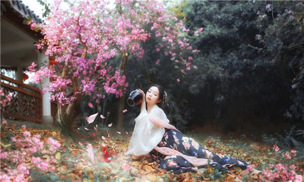 曲靖标题：寻求拥有自己孩子的希望—关于供卵代怀公司